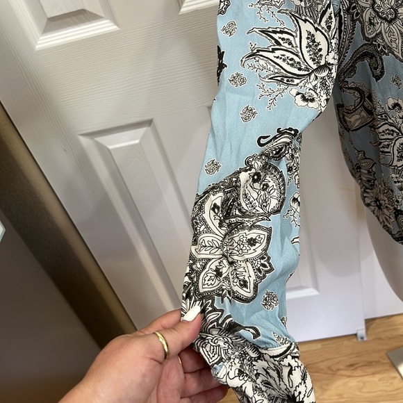 Karen Kane top size small - Picture 4 of 8